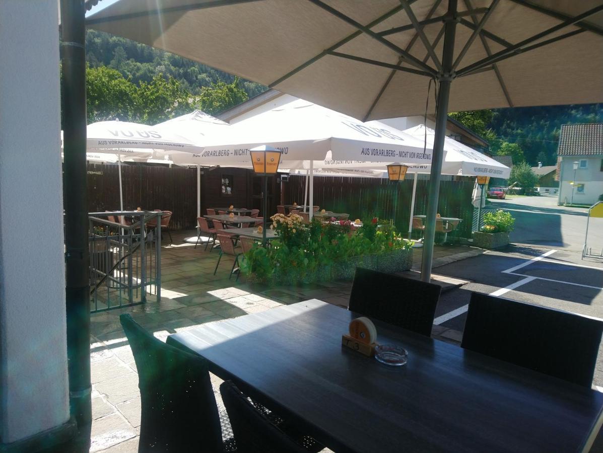 Gasthaus Krone Ubersaxen Ngoại thất bức ảnh